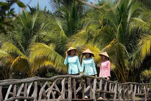 Discover the Cultural Heritage of An Giang: A Journey Through Vietnam’s Mekong Delta Community Tourism and Traditional Craft Villages - image 4