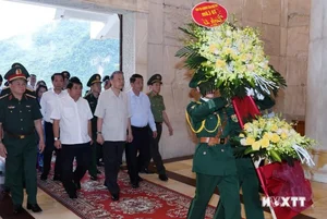 President To Lam Visits and Honors History at Pac Bo Special National Relief Site - image 4