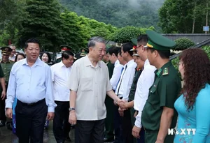 President To Lam Visits and Honors History at Pac Bo Special National Relief Site - image 2