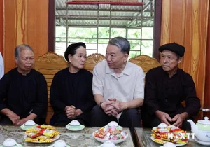 President To Lam Visits and Honors History at Pac Bo Special National Relief Site - image 3