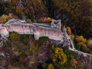 6 Most Famous Vampire Destinations Worldwide That Will Give You Chills - image 4