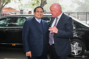 NZ Prime Minister Explores Vietnamese Culture and Music - image 2