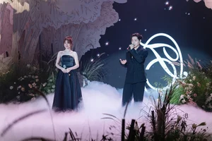 Inside Minh Tu’s Emotional Wedding: Stunning Bridal Fashion and a Heartfelt Tribute - image 3