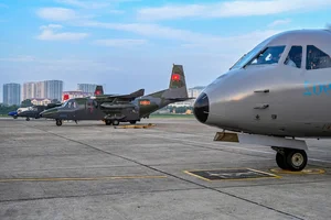 Majestic Wings: CASA Military Transport Aircraft Formations Lighting Up Hanoi’s Skies - image 11