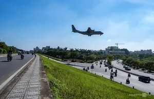 Majestic Wings: CASA Military Transport Aircraft Formations Lighting Up Hanoi’s Skies - image 1
