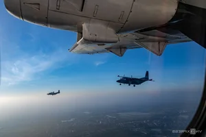 Majestic Wings: CASA Military Transport Aircraft Formations Lighting Up Hanoi’s Skies - image 9