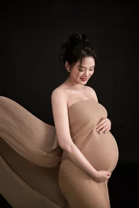 Volleyball Icon Thu Hoai Celebrates New Life Chapter with Pregnancy News - image 6