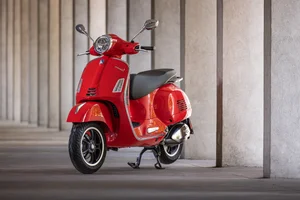 Vespa Celebrates 80 Years of Iconic Italian Design with Special Collection Launch in Vietnam - image 3