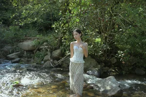 Captivating Style: YiTuYu Art Language Vol.10078 Featuring Yi Yi - image 7