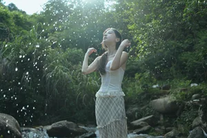 Captivating Style: YiTuYu Art Language Vol.10078 Featuring Yi Yi - image 36