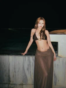 Xoài Non Addresses Body Image Discussions After Recent Event Appearance - image 7