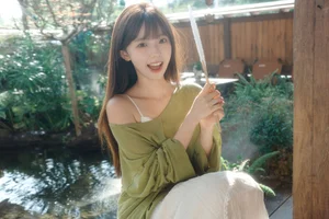 YiTuYu Art Language Vol.10620 Yang Zhu Ni Ni: Elegant Portrait Collection - image 1