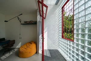 Architectural Marvel: A Unique Glass Brick Home in Ho Chi Minh City - image 8
