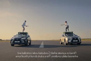 Lexus Sets a New Record with an Unbelievable Tennis Match Atop a Moving Luxury Car - image 2