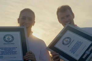Lexus Sets a New Record with an Unbelievable Tennis Match Atop a Moving Luxury Car - image 4