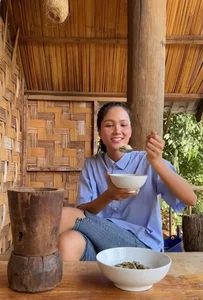 H'Hen Nie Shares 5 Traditional Pounded Dishes From Her Hometown - image 5