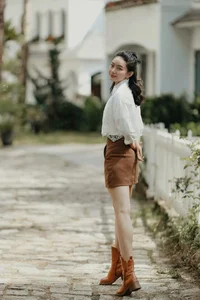 Phan Nhu Thao Amazes Fans with Youthful and Radiant New Photoshoot - image 3