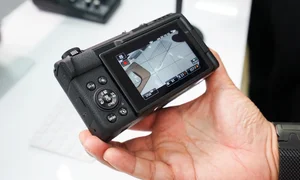 Canon Launches Budget-Friendly Vlogging Camera Under 25 Million VND - image 6