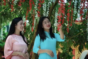 Discovering Hang Pagoda: A Hidden Spiritual Sanctuary in Hong Linh Mountain - image 12