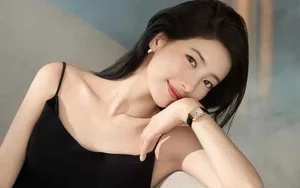 Stunning Korean Cosplayer Wins the Internet with Flawless Snow White Transformation - image 2