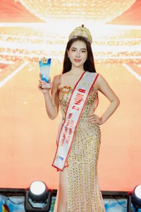 Quỳnh Uyên Inspires Youth to Pursue Their Dreams with Passion - image 0