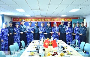 Vietnam and China Coast Guards Complete Successful Joint Maritime Patrol - image 0