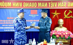 Vietnam and China Coast Guards Complete Successful Joint Maritime Patrol - image 8
