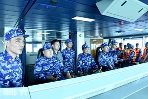 Vietnam and China Coast Guards Complete Successful Joint Maritime Patrol - image 1