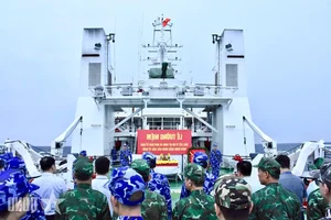 Vietnam and China Coast Guards Complete Successful Joint Maritime Patrol - image 5