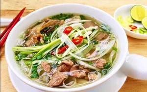 Supermodel Ha Anh Spends All Day Cooking a Feast for Her Family - image 16