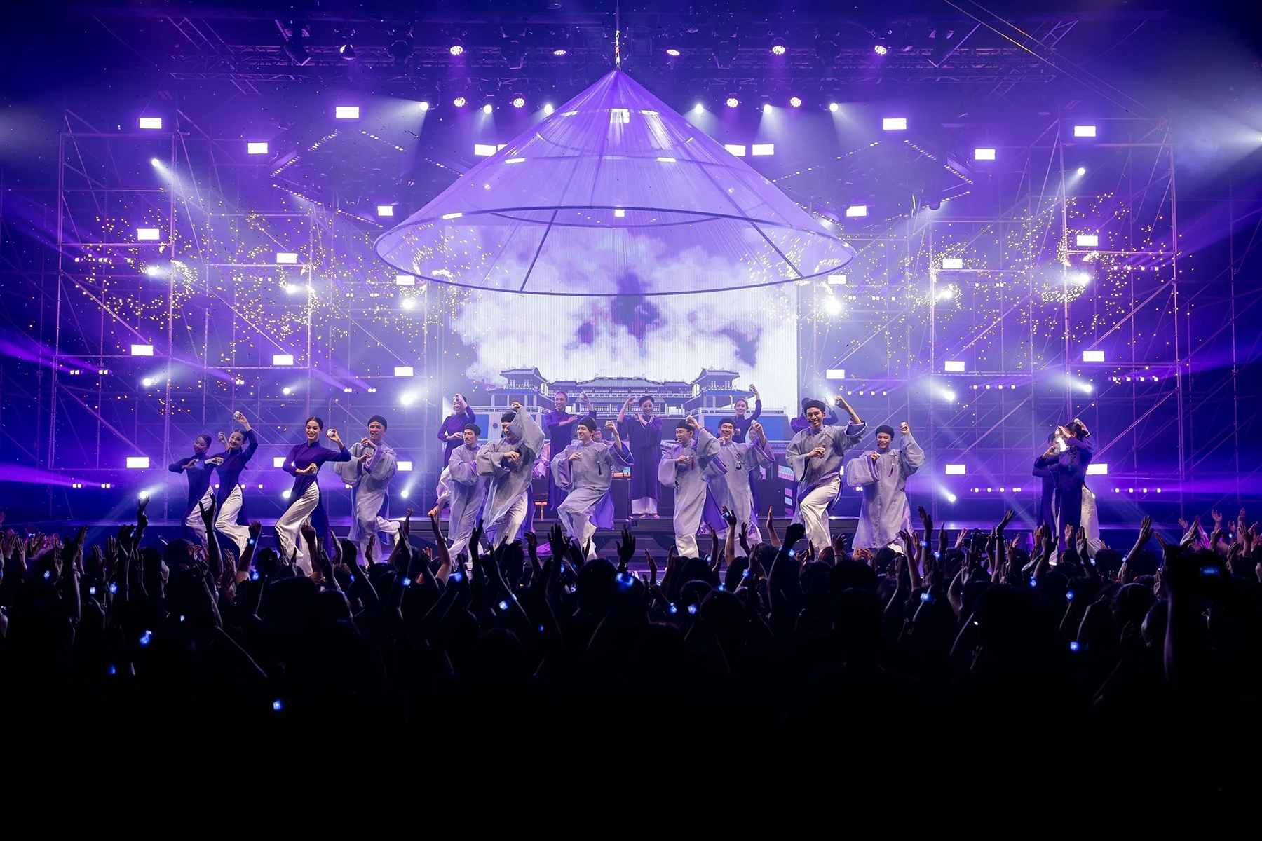 Modern Beats Meet Traditional Roots: 4 Standout Performances from the ‘Anh Trai’ Reality Show