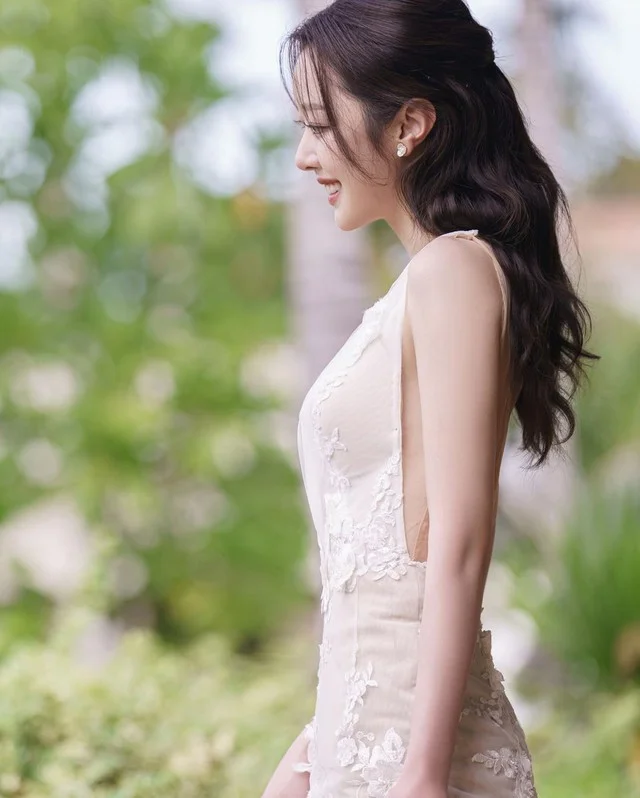 Thunder and Mimi Share Stunning Fairy-Tale Wedding Photos in Bali