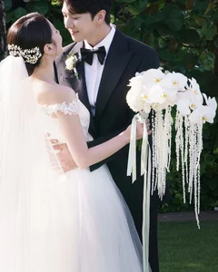 Thunder and Mimi Share Stunning Fairy-Tale Wedding Photos in Bali - image 7