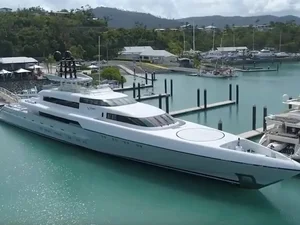 Inside the World of Billionaire Superyachts: Ultimate Luxury and Maritime Engineering - image 2