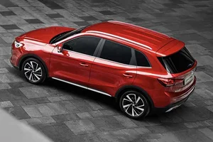 New MG ZS Hybrid+ 2026: Affordable Fuel Efficiency and Modern SUV Design - image 0