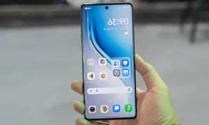 This 6 Million VND Smartphone Features a Dedicated Quick-Capture Camera Button - image 7