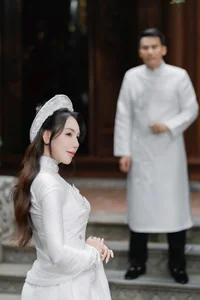 Revealed: Singer Ho Quynh Huong’s Fiancé Finally Steps Into the Spotlight - image 2