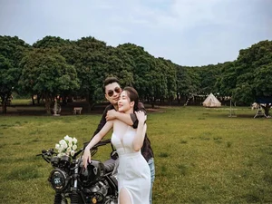 Meet the Beautiful Wife of Famous Vietnamese Actor Duy Hung - image 0