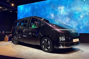 Hyundai Staria 2026: Next-Gen Smart Design and Ultra-Fast Charging Explored - image 3