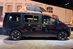 Hyundai Staria 2026: Next-Gen Smart Design and Ultra-Fast Charging Explored - image 7
