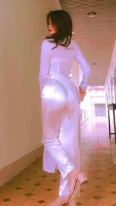 315+ Exquisite Ao Dai Designs: Blending Tradition with Modern Allure - image 11