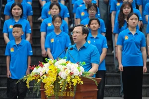 Vietnam Record: 500 Students Perform Flag-Raising Ceremony at Km0 Milestone of Ho Chi Minh Road - image 6