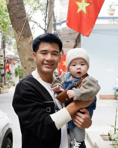 Football Stars Van Hau and Duc Chinh's Sons Go Viral Online - image 5