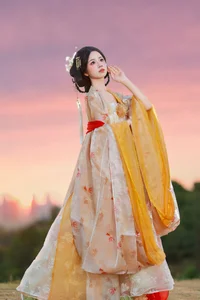 Stunning Mountain Sunset Photography: Xiao Du Tong Xue in YiTuYu Art Language Vol.9311 – Golden Hour Aesthetic and Scenic Travel Inspiration - image 5