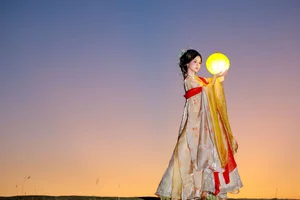 Stunning Mountain Sunset Photography: Xiao Du Tong Xue in YiTuYu Art Language Vol.9311 – Golden Hour Aesthetic and Scenic Travel Inspiration - image 19