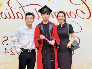The Inspiring Journey of Ung Hoang Phuc and Supermodel Kim Cuong’s Happy Marriage - image 6
