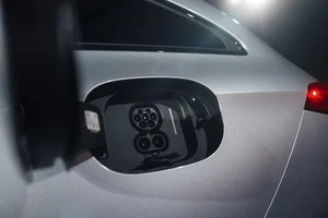 The New Mercedes-Benz CLA Shooting Brake EQ: Redefining Electric Luxury and Practicality - image 4