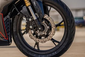QJMotor SRK 125 S: Chinese Motorcycle Brand Enters the Japanese Market for $550 - image 8