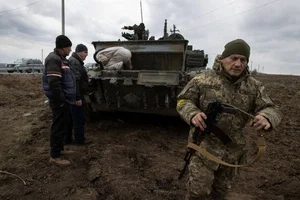 Russian Billionaire Offers Massive Bounty for Downing First F-16 Fighter Jet - image 0