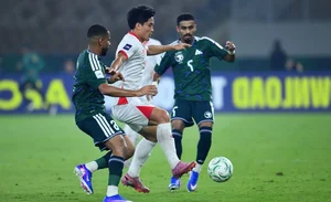 Vietnam U23 Goalkeeper Earns High Praise from Saudi Arabian Coaching Staff and VTV Media - image 5